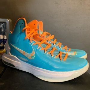 Nike kd 5 Easter size 11